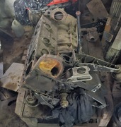 Blok silnika dół tłoki M30b35 miska olejowa e32 e34 e31