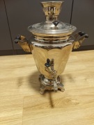 Samowar elektryczny do podgrzewania wody na herbatę 