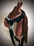 Hobby horse z kantarem i wodzami w komplecie