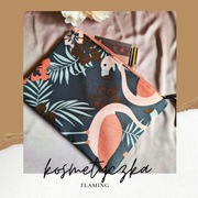 Kosmetyczka we flamingi