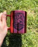 Kubek 330 ml lustro czerwony GRYFFINDOR HARRY POTTER OUTLET