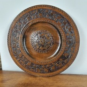 Talerz drewniany zdobiony na ścianę PRL 