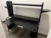 IKEA FREDDE biurko gamingowe, czarne, stan bardzo dobry