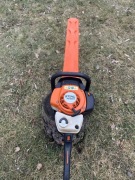 Profesjonalne nożyce spalinowe STIHL HS 82 r