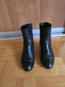 Sprzedam Botki rozmiar 38