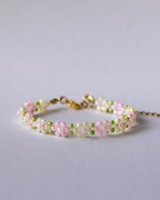 Bransoletka w kwiaty ręcznie wykonana, różowa, zielona, pastele