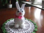 ZAJĄCZEK WIELKANOCNY Z POMPONÓW