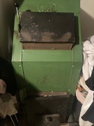 Stary ciężki piec tref 