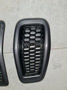 Jeep cherokee trailhawk 14-18 kratki maski grill