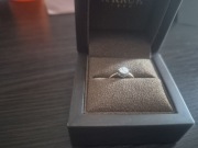 Pierścionek zareczynowy