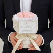 Bukiet zapachowych kwiatów mydlanych w pudełku na prezent, świecące LED 