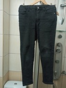 Spodnie jeansowe dla dziewczynki chłopca rozmiar 134 czarny elastyczne.