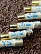 Bezpieczniki Audio YS Rhodium&Gold Fast 5X20 