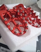 Podnóżki motocyklowe czerwone czerwone