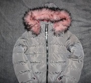 Ciepła kurtka rozmiar 146/156