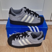 Adidas superstar r 36 2/3, nowe