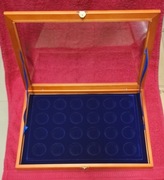 Safe 5867 - Luksusowa witryna na 24 monet o średnicy 39mm (w kapslu 32mm)