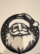 Świąteczna ozdoba w kształcie koła służąca jako naklejona na szybę/ścianę