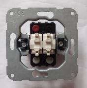 Łącznik Świecznikowy Hager Polo  - używany 