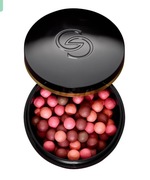 Puder w perełkach z serum Giordani Gold - edycja specjalna