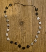 Naszyjnik z koralików na druciku jubilerskim 