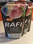 Mokra karma Rafi dla psów z żołądkami wołowymi i szynką wieprzową 