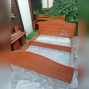 Łóżko dwuosobowe 
