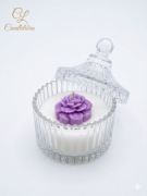 Świeca sojowa o nucie różanej