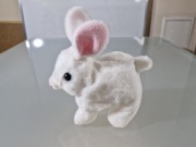 Elektroniczny Króliczek z Odpustu Festynu Porusza się Skacze Piszczy