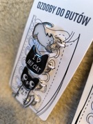 Zestaw solidnych metalowych ozdób do butów koty