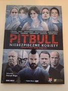 Film DVD z książką Pitbull Niebezpieczne Kobiety bardzo dobry