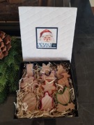 Ozdoby choinkowe z drewna małe z kolorowym brokatem - 11szt.