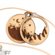 Naszyjnik, zawieszka z drewna. Góry. Necklace. 2