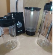 Steba SB 2, SB2 BL05E Blender kielichowy. Bidony są nowe. Uszkodzony silnik