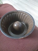 Kamienna forma do babek z czasów PRL-u