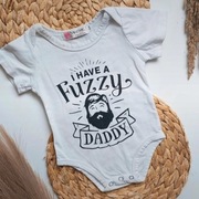 Body fuzzy daddy tata z broda 80 bawelniane biale krotki rekaw