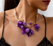 Duży naszyjnik - Fioletowa orchidea - Żywica