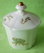 Vintage ręcznie dekorowana złoceniami cukiernica z angielskiej porcelany 