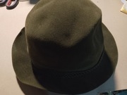 stara czapka leśnika , myśliwego skoczów davos