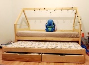 Łóżeczko drewniane Domek 81 x 188 cm sosna