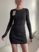sukienka GUESS dopasowana mini w prążek bodycon z długimi rękawami M