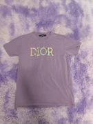 Jasno fioletowa bluzka ,,DIOR" z krótkim rękawem 