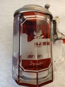 Kufel zamykany wieczkiem okutym prawdopodobnie cyną,szlifowany