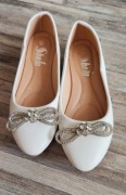 Białe baleriny ślubne