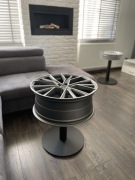 Stolik kawowy loft z felgi 21 cali