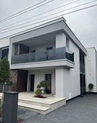 Balustrada szklana grafitowa w listwie LARA TIOMO