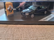 Renault megane coupe 1:43 vitesse