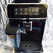 Ekspres Philips LatteGo 3200 EP3241