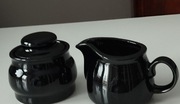 Komplet czarnej ceramiki: cukiernica i mlecznik 