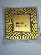 Stary procesor Intel R8207 8Mhz